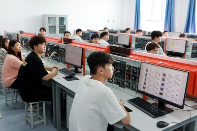 武威職業(yè)技術(shù)大學(xué)物聯(lián)網(wǎng)工程技術(shù)本科專業(yè)獲批 賦能區(qū)域數(shù)字產(chǎn)業(yè)